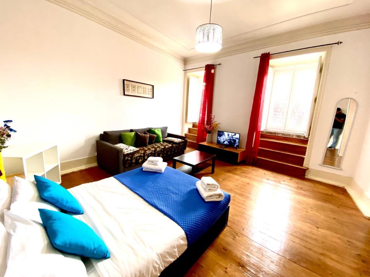 Classic Chiado 1 - Central Guest House Room With Shared Bathroom リスボン エクステリア 写真