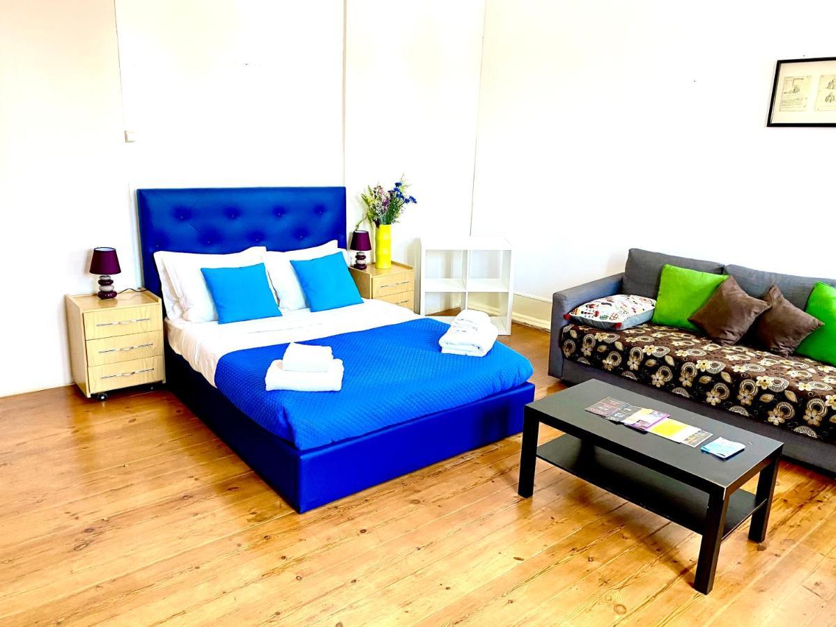 Classic Chiado 1 - Central Guest House Room With Shared Bathroom リスボン エクステリア 写真