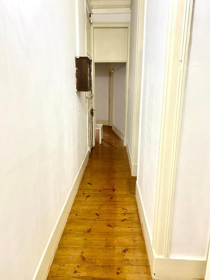 Classic Chiado 1 - Central Guest House Room With Shared Bathroom リスボン エクステリア 写真