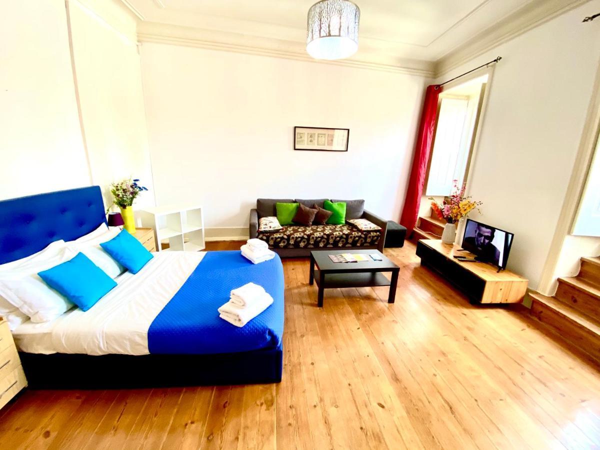 Classic Chiado 1 - Central Guest House Room With Shared Bathroom リスボン エクステリア 写真